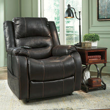 Load image into Gallery viewer, Yandel Power Lift Recliner

