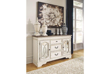 Load image into Gallery viewer, Realyn Dining Set
